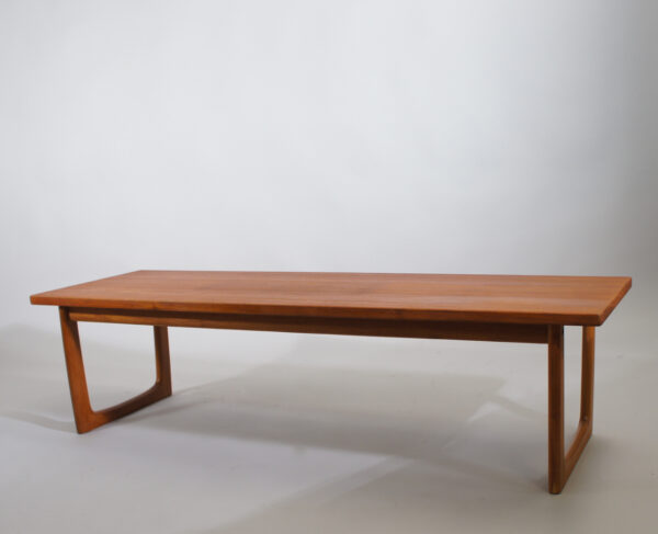 1960's bench in teak. Bänk i teak. Wigerdals värld