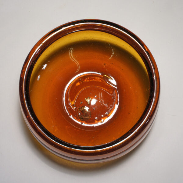 Erik Höglund for Kosta, Sweden brown glass bowl. Brun glasskål Wigerdals