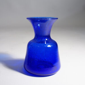 Erik Höglund för Kosta, Sweden glass vase. Erik Höglund för Kosta, Sweden glass vase.