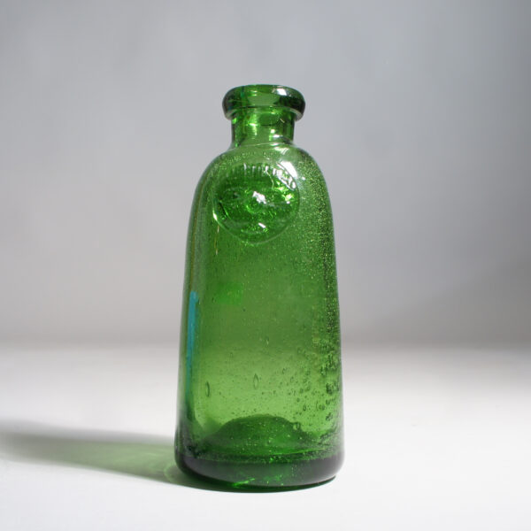 Erik Höglund för Kosta, Sweden glass vase. Glasvas flaska Wigerdal