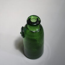 Erik Höglund för Kosta, Sweden glass vase. Glasvas flaska Wigerdals Värld