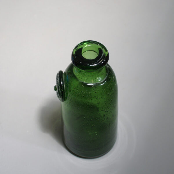 Erik Höglund för Kosta, Sweden glass vase. Glasvas flaska Wigerdals Värld