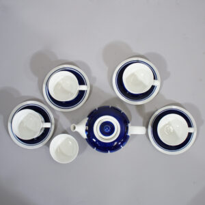 Inger Persson for Rörstrand. "Colette" 1960's tea set in 6 parts. Teservis i 6 delar Wigerdals