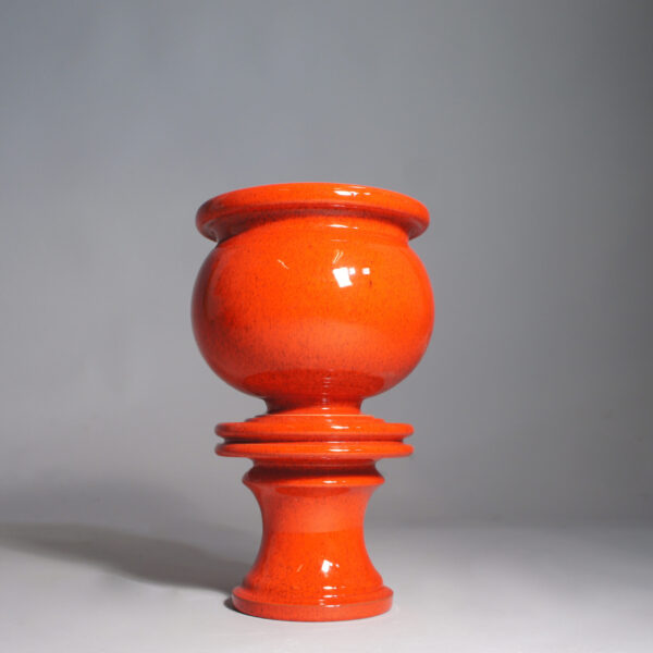 Red ceramic vase by Kjell Knekta 1980's vas Wigerals