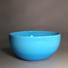 Erik Höglund for Kosta. Signed blue bowl in glass. Signerad blå skål Wigerdals