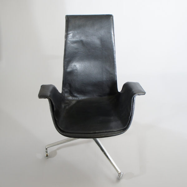 Jørgen Kastholm & Preben Fabricius for Alfred Kill. "Tulip chair". Office chair on wheels in leather Kontorsstol på hjul i skinn. Wigerdals