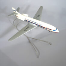Sud Aviation Caravelle model on stand. SAS Scandinavian Airlines System. Aircraft model Flygplansmodell resebyråplan på stativ Wigerdals
