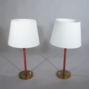 A pair of desk lamp by ASEA, Sweden. Ett par lampor mässing Wigerdals