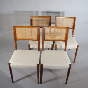 4 dining chairs in teak and rattan and seat in wool fabric. 1950's. 4 st stolar i teak med rygg i rotting sits i ullklädsel. Wigerdals