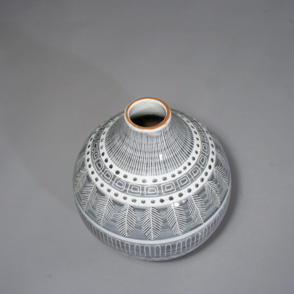 Ingrid Atterberg for Upsala Ekeby. "Grafika" 1951. Floor vase in ceramic. Golvvas 31 cm. Wigerdals