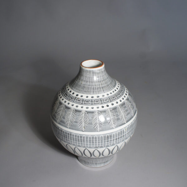 Ingrid Atterberg for Upsala Ekeby. "Grafika" 1951. Floor vase in ceramic. Golvvas Wigerdals