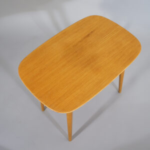 Elias Svedberg for NK, Nordiska Kompaniet. 1950's Side table in birch Lampbord i björk 50-tal Wigerdals