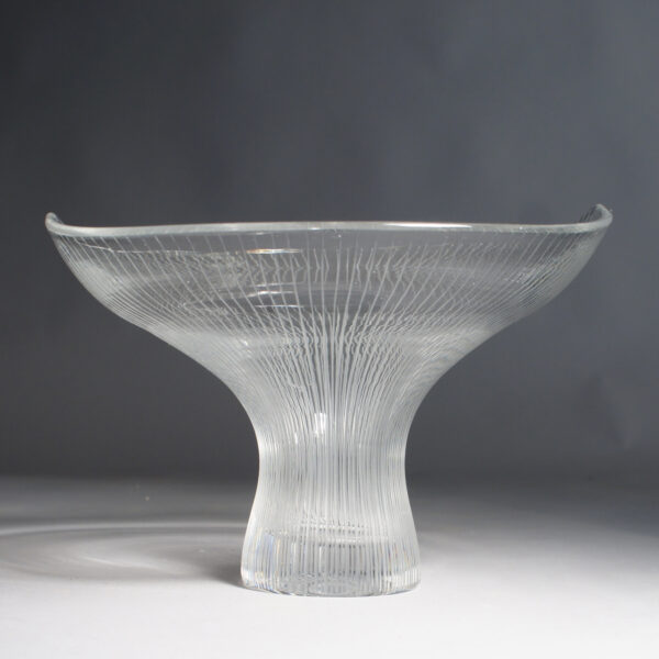 Tapio Wirkkala for Iittala. "Kantarelli" Glass vase 15,5 cm. Glasvas Wigerdals