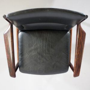 Arne Vodder for Sibast, Denmark. Arm chair in rosewood and leather. Mod 431. Karmstol jakaranda Wigerdals