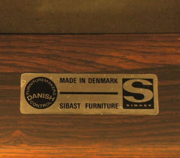 Arne Vodder for Sibast, Denmark. Arm chair in rosewood and leather. Mod 431.