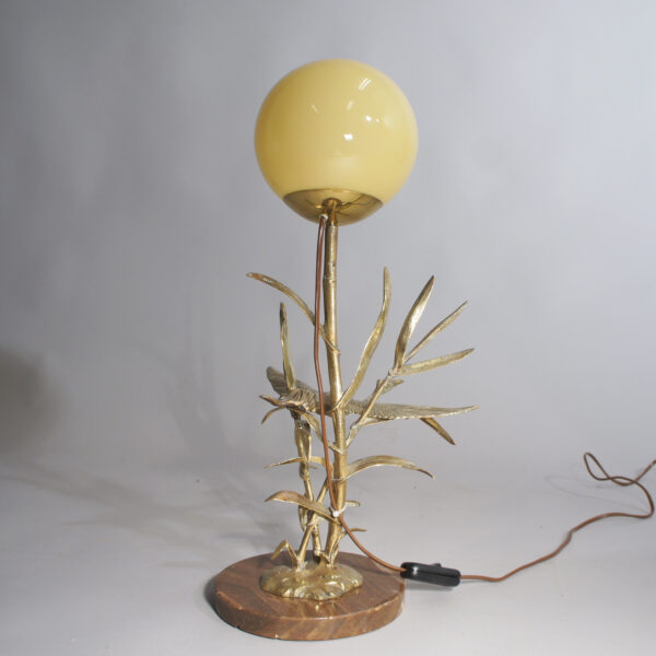 Desk lamp in brass, marbel and glass with bird sculpture. Wigerdals Värld