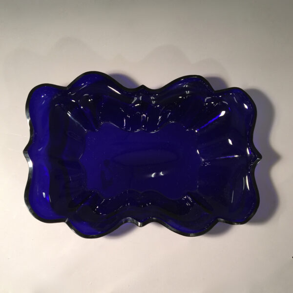 Blue glass bowl by Estrid Ericson for Svenskt Tenn Blått glasfat Wigerdals