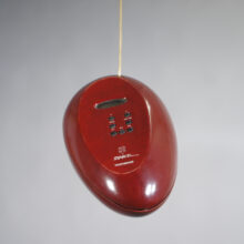 Philippe Starck for Thomson/Telefunken, Germany. "Moa Moa". Radio in bakelite. Wigerdals Värld