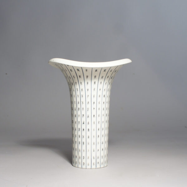 Ceramic vase by Arthur Percy for Gefle, Sweden. Svampformad vas Wigerdals Värld