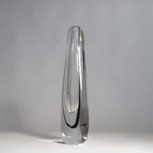 Vicke Lindstrand for Kosta. 1950's glass vase.Glasvas 1950'tal. Wigerdal.com