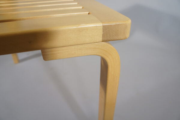 Alvar Aalto for Artek Bench in birch. 153B Bänk i bok Wigerdals värld