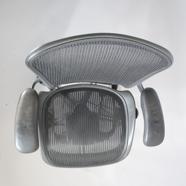Bill Stumpf and Don Chadwick for Herman Miller. "Aeron". Working office chair. Kontorsstol Wigerdals Värld