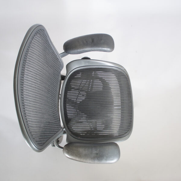 Bill Stumpf and Don Chadwick for Herman Miller. "Aeron". Working office chair. Kontorsstol Wigerdals Värld