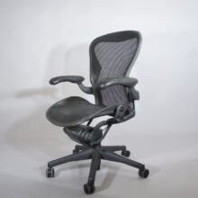 Bill Stumpf and Don Chadwick for Herman Miller. "Aeron". Working office chair. Kontorsstol Wigerdals