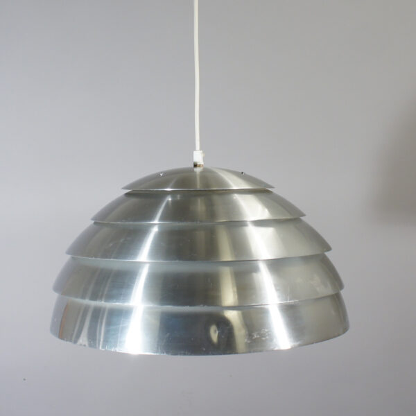 Hans-Agne Jakobsson, Markaryd. Ceiling lamp in aluminium "Lamingo". Takllampa Wigerdals