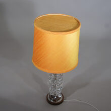 Table lampa i glas and rosewood by Karlstrand/ Eifelt. 1960-70's. Bordslampa i glas och jakaranda Wigerdals