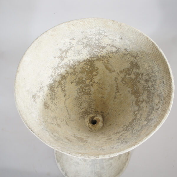 Willy Guhl "Spindle Planter". Garden planter in concrete and eternit. Trädgårdsurna Wigerdals