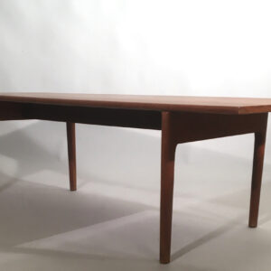 Tove & Edvard Kindt-Larsen for Säffle Möbelfabrik, Sweden. Coffee table in solid oak. Soffbord i solid ek. Wigerdals