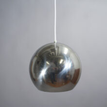 Ceiling lamp in chome by Verner Panton "Topan" Taklampa i krom Wigerdals