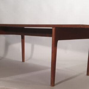 Hans J. Wegner for Andreas Tuck, Denmark. AT-15. 1950's coffee table in solid teak. Soffbord wigerdals Värld