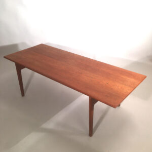 Hans J. Wegner for Andreas Tuck, Denmark. AT-15. 1950's coffee table in solid teak. Soffbord Wigerdal