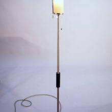 1930's art deco floor lampa in chrome steel and glass. Golvlampa funkis Wigerdals