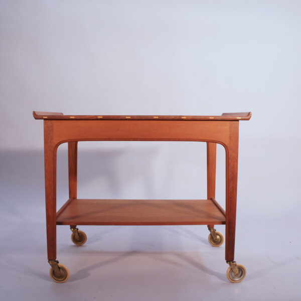 Serveringsvagn i teak Yngvar Sandström Serving trolley