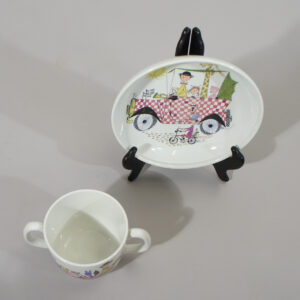 Children tableware krakel spektakel. Barnporslin mugg med tallrik. Wigerdals