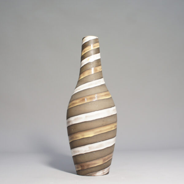 Inger Atterberg for Ekeby. Ceramic vase "Spiral". Wigerdals