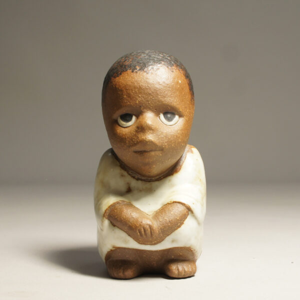 Lisa Larson figurine "Syd" in serie "Världens Barn". Wigerdals