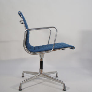 Charles eames office swivel chair mod EA 108. Wigerdals kontorsstol