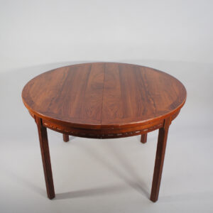 Dinner table in rosewood by Troeds Möbler, LBG GroupSweden. "Rimbo"Matbord i jakaranda Wigerdals