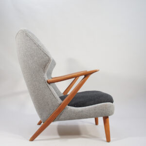 Kurt Olsen for Slagelse Møbelvaerk, Denmark. "Papa bear". 1950's easy chair in teak Fåtölj wigerdals