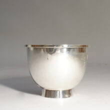 Sigurd Persson Bowl in sterling silver Skål på fot i nysilver Wigerdals