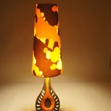 1960's gigant floor lamp in ceramic with shade in fabric. Golvlampa 60-tal keramik blommig Wigerdals
