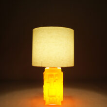 1960's table lamp in orange glass with light. Bordslampa i orangt glas Wigerdals