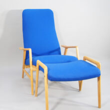 Easy chair with ottoman by Alf Svensson for Ljungs industrier. Fåtölj med fotpall wigerdals