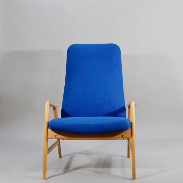 Easy chair with ottoman by Alf Svensson for Ljungs industrier. Fåtölj med fotpall. Wigerdals