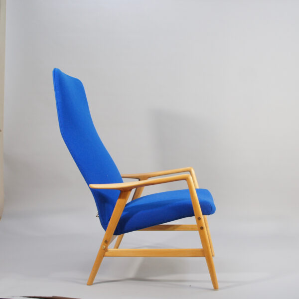 Easy chair with ottoman by Alf Svensson for Ljungs industrier. Fååtlj