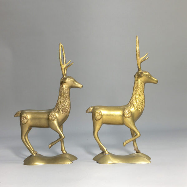Deer in brass. Hjortar i mässing Wigerdals